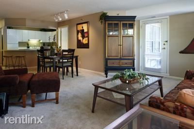 Foto principal - 8617 Edinbrook Xing