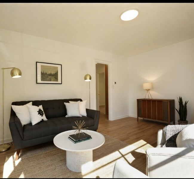 Foto del edificio - 2833 SE 45th Ave