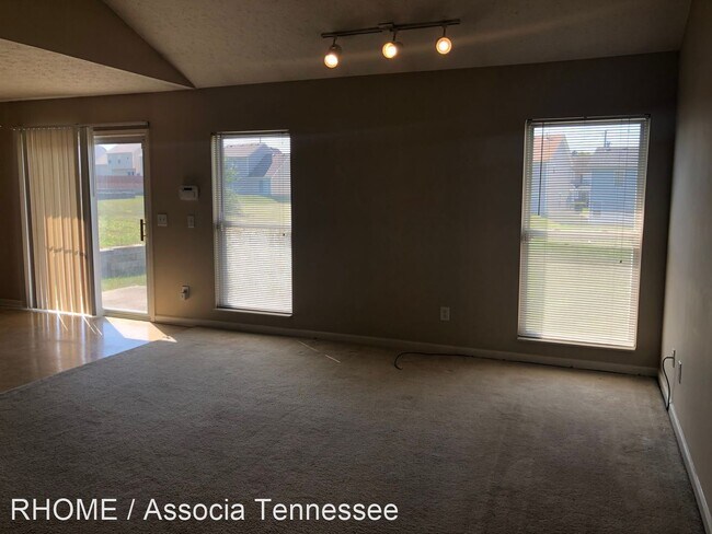 Building Photo - 3 br, 2 bath House - 1012 Pawnee Trail