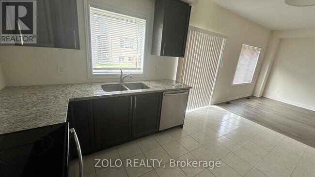 Photo du bâtiment - 16 Stokes Rd