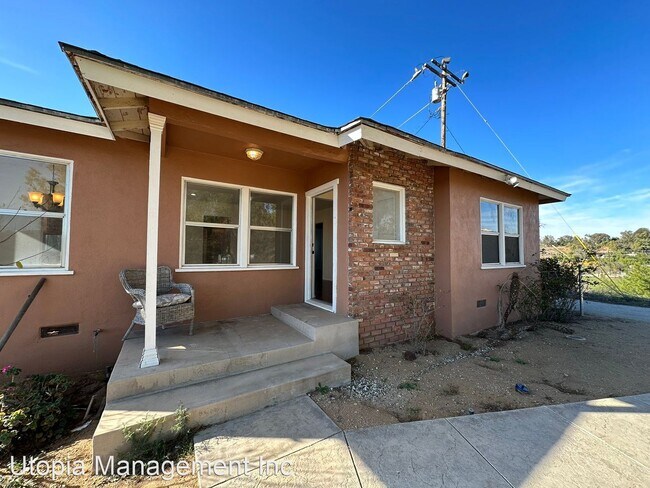 Building Photo - 4 br, 2 bath House - 9530 Calimesa Blvd