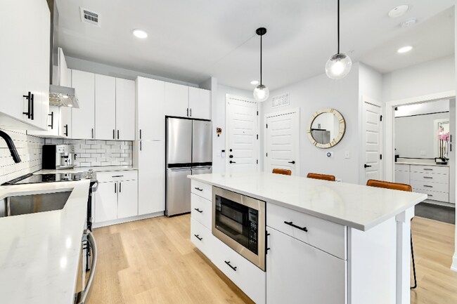 Foto del edificio - 3101 Govalle Ave