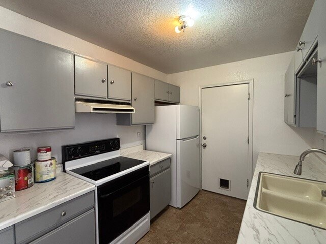 Foto del edificio - 2700 W Shauna Dr