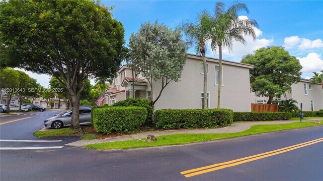 Foto del edificio - 5662 NW 112th Ct