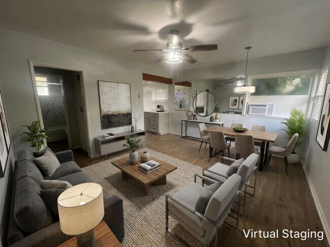 Foto del edificio - Charming, Updated 2 Bedroom, 1 Bathroom Mission Hills Home (Main House) For Lease!