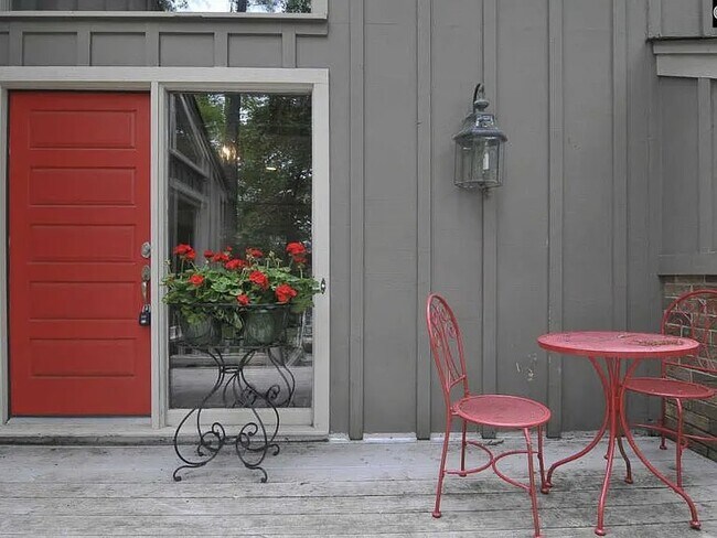 Foto del edificio - 236 Tram Rd