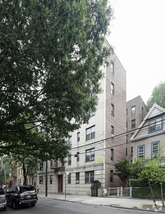 Building Photo - 3312 Perry Ave