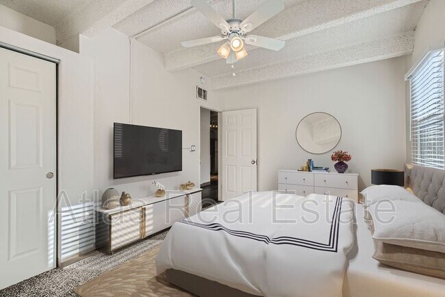 Foto del edificio - 3800 S Julian St