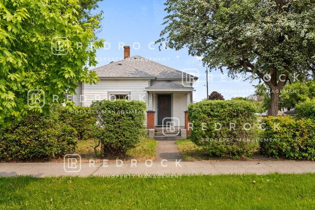 Building Photo - 227 E Indiana Ave