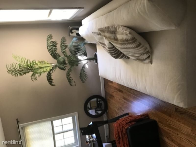 Primary Photo - 2 br, 2 bath House - 46 Hawthorne Dr