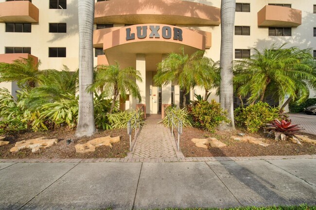 Foto del edificio - 2301 SW 27th Ave