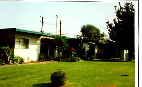 Building Photo - 9882-9892 Belfast Dr