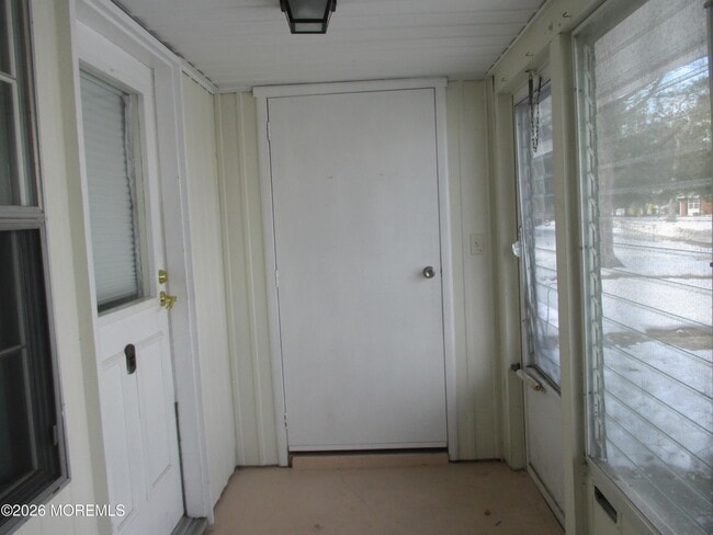 Building Photo - 365D Chesterfield Ct