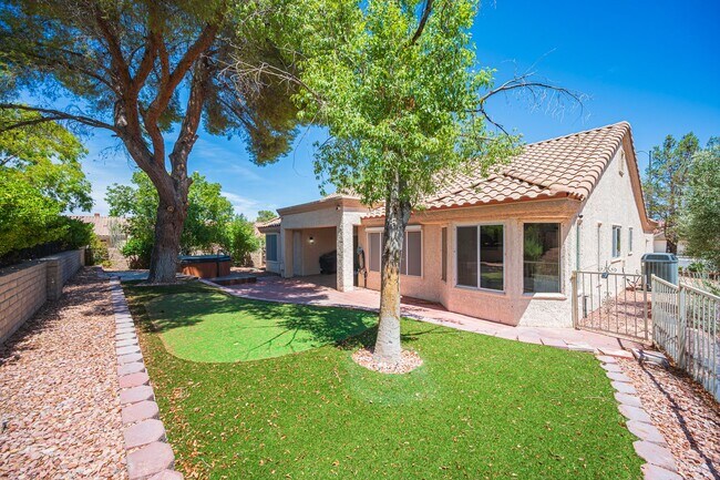 Foto del edificio - Sun CIty Summerlin 55+, Highly Upgraded, S...