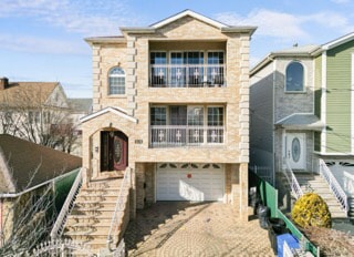 Building Photo - 25 Christine St