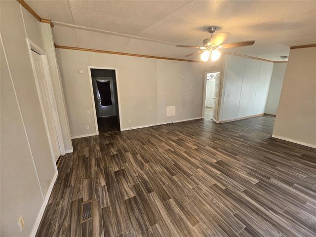Foto del edificio - 3905 County Rd 913