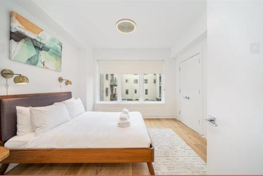 Foto principal - 1101 Grand St