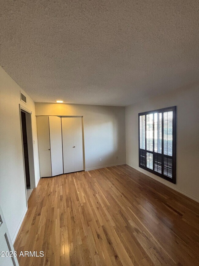 Foto del edificio - 7325 North 11th St