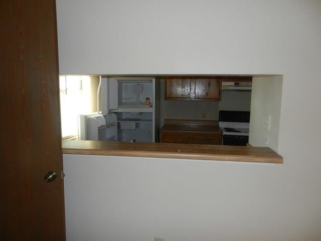 Building Photo - 9706 Eastwend Dr
