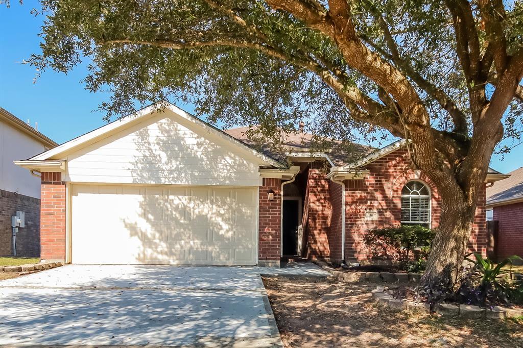 116 Bristol Bend Ln, Dickinson, TX 77539 House Rental in Dickinson