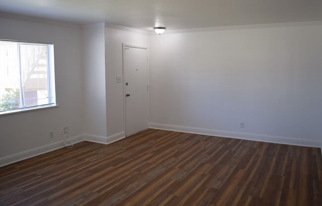 Foto del edificio - 512 Clover St
