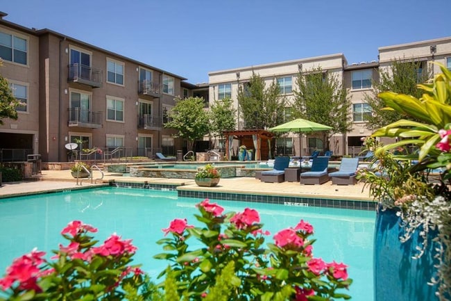 Building Photo - Dallas, TX Apartment Homes