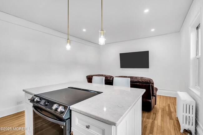 Foto del edificio - 400 Deal Lake Dr