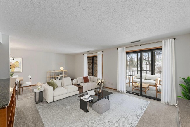 Building Photo - 7200 Cahill Rd