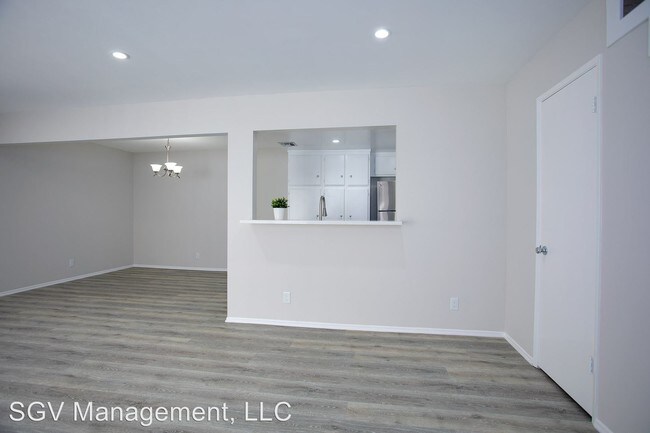 Foto del edificio - 1749 S Sunflower Ave