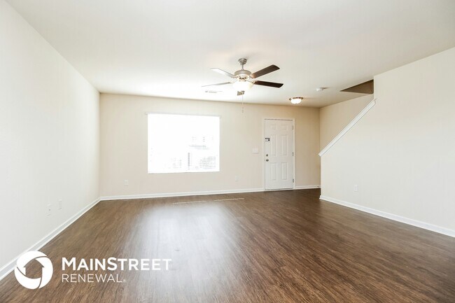 Foto del edificio - 2316 Bee Hive Dr