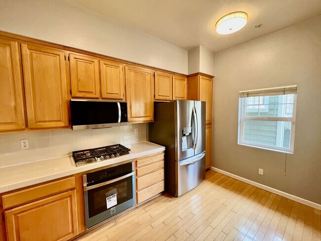 Foto del edificio - SPECTACULAR, ONE OF KIND BRISBANE 3 BED/2 ...