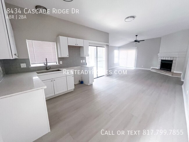 Building Photo - 8434 Cascade Ridge Dr
