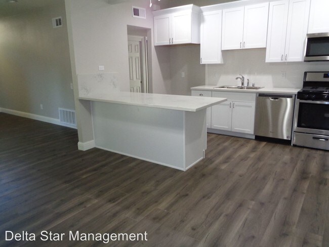 Foto del edificio - 6258-6258 Fennwood Ct
