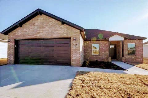 Photo - 321 Grove Ln House