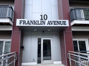 Building Photo - 10 Franklin Ave