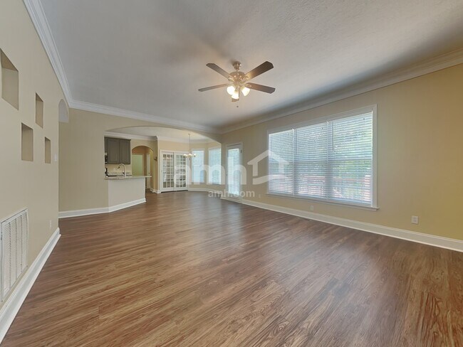 Foto del edificio - 5217 Trumpet Vine Ln