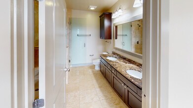 Interior Photo - TEN20