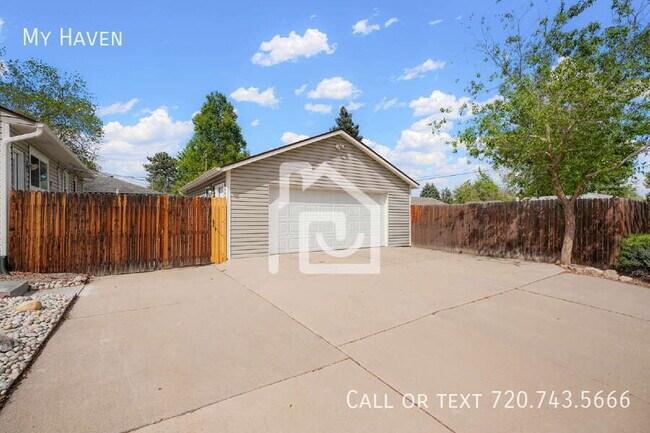 Building Photo - 1700 Willow St