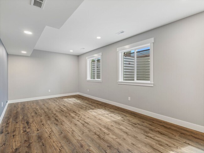 Foto del edificio - 1565 Hadleys View Dr