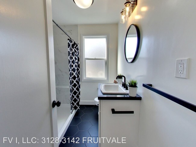 Building Photo - 3128-3142 Fruitvale Ave