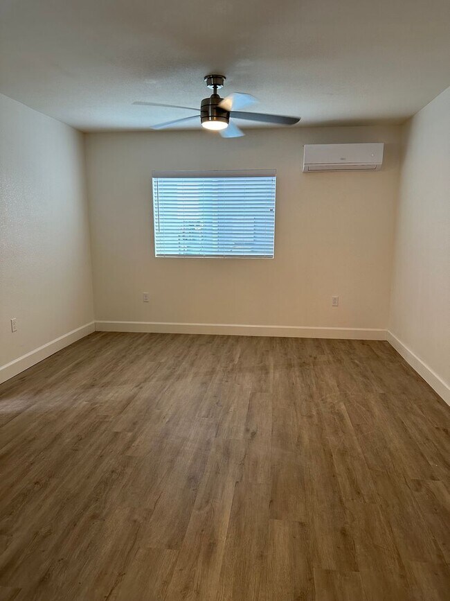 Foto del edificio - 4668 Moraga Ave