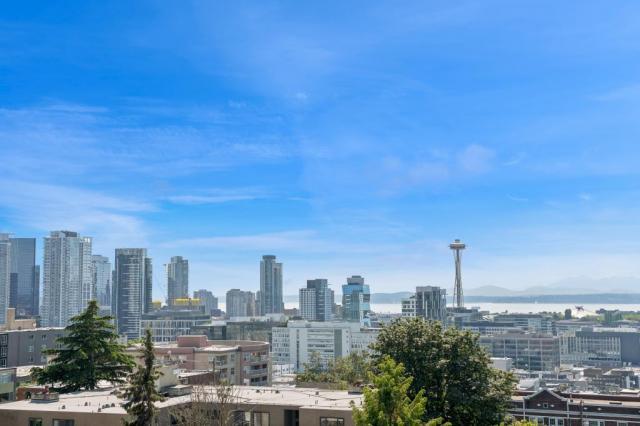 Foto del edificio - 1 bedroom in Seattle WA 98102