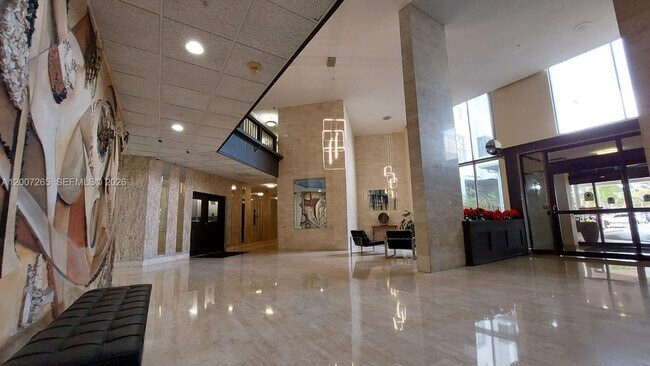 Foto del edificio - 2750 NE 183rd St