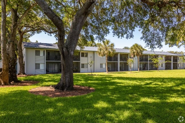 Building Photo - The Boulevard Apartments