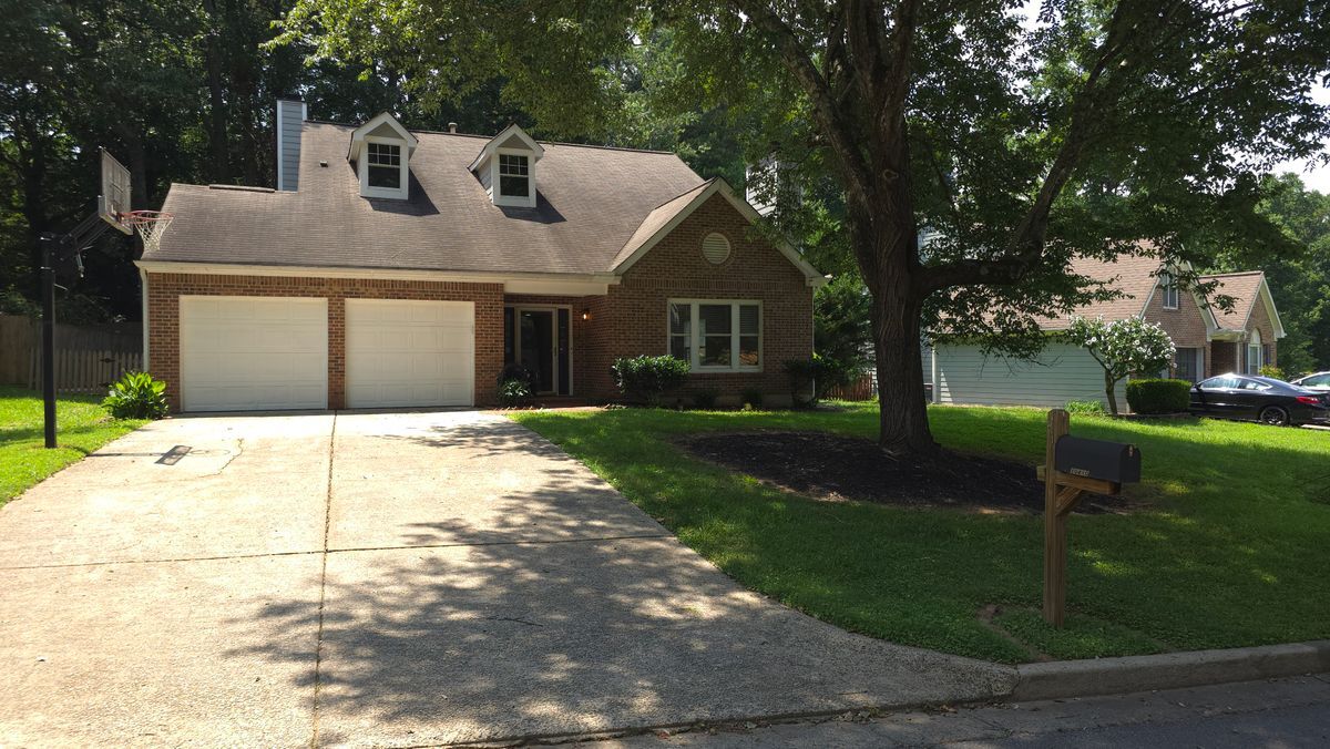 Foto principal - 10480 Summer Creek Dr