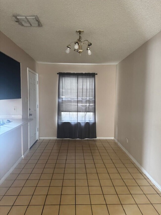 Building Photo - 4108 Bill Owens Pkwy