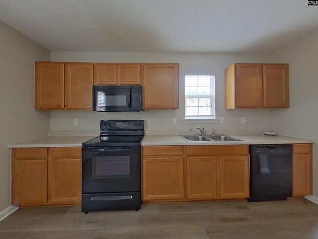 Foto del edificio - 381 Valley Heights Ln