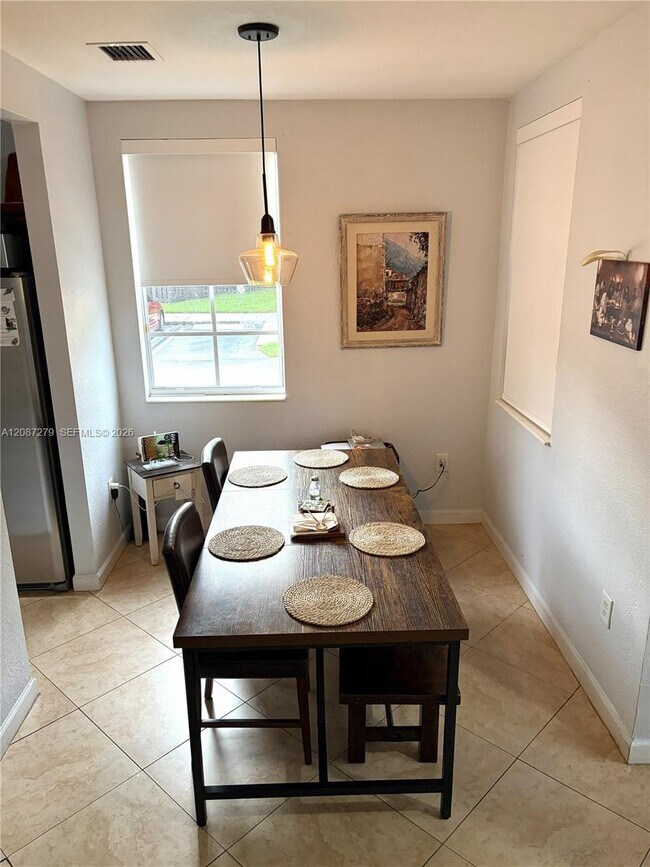 Foto del edificio - 9239 SW 227th St