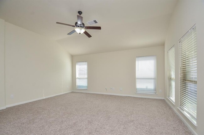 Building Photo - 21519 Crainfeld Dr