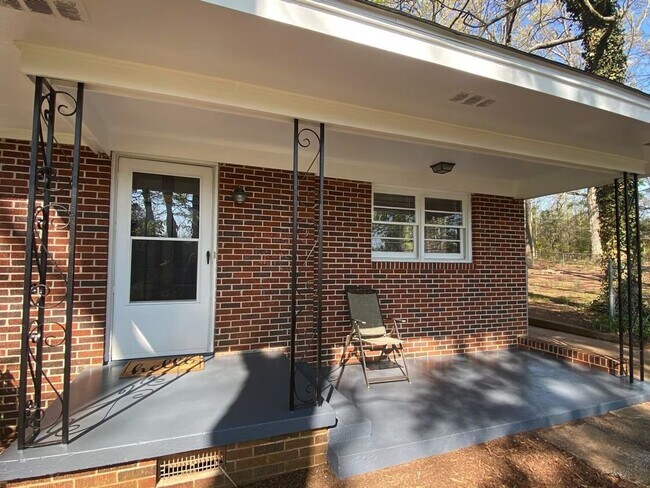 Photo - Beautiful Brick Ranch on Expansive Private Lot Near Athens House